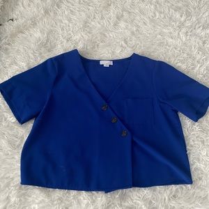 Short sleeve blue crop top
